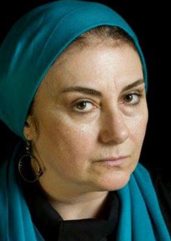 زویا پیرزاد